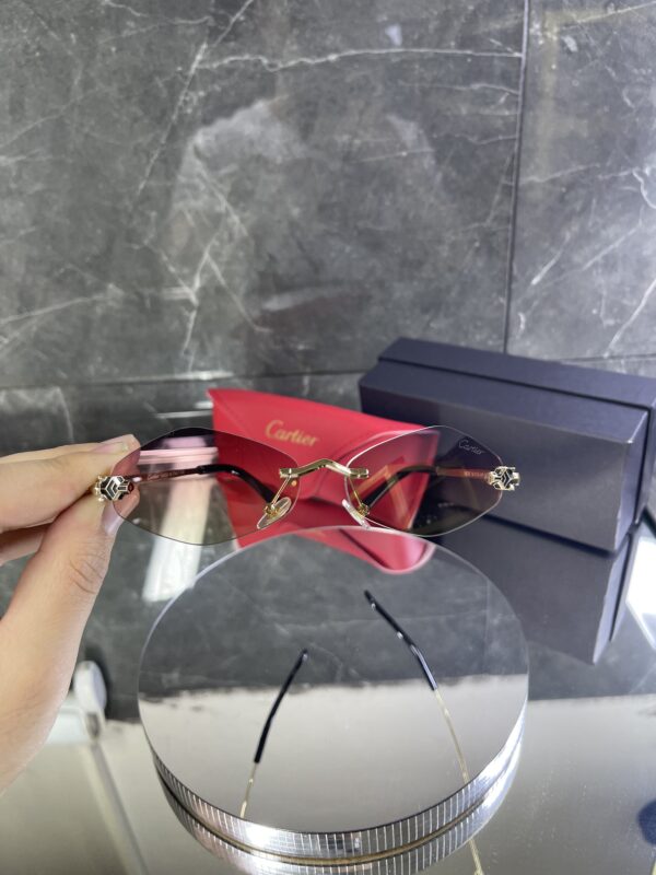 Cartier geometrik çok renki cam 498