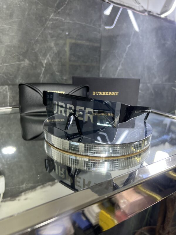 Burberry BE 4291 Siyah cam 415