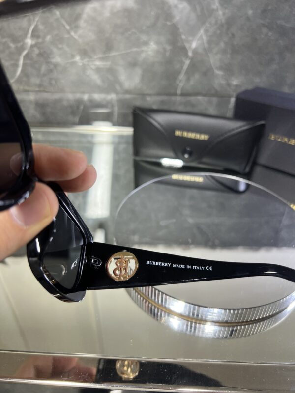 Burberry BB siyah cam 413