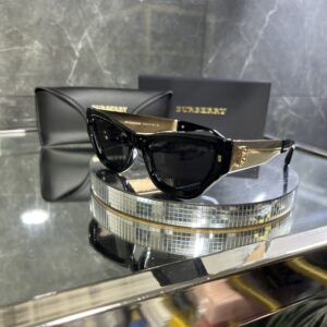 Burberry cat eye siyah cam gold aksesuar 411