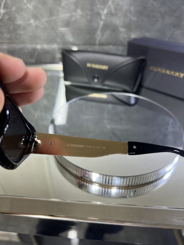 Burberry cat eye siyah cam gold aksesuar 411
