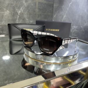 Burberry kahve cam ekose desen 410
