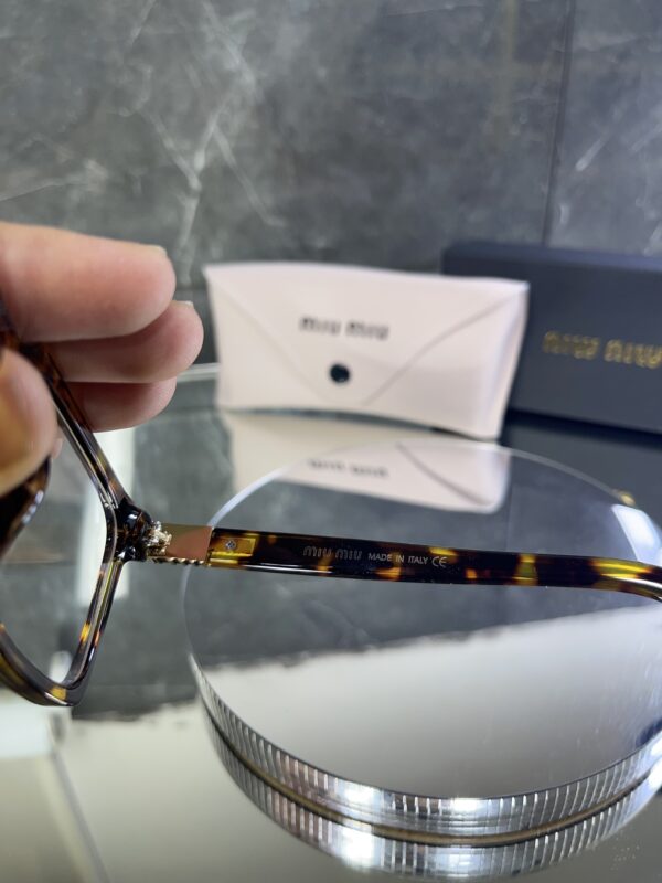 Miu Miu Kare Leopar Çerçeve Şeffaf cam 540