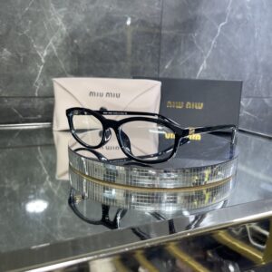 Miu Miu geometrik siyah çerçeve şeffaf cam 536