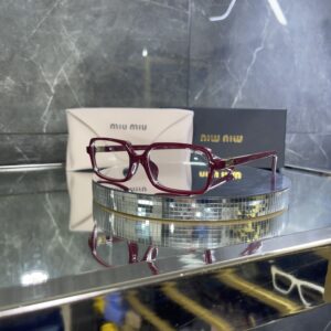 Miu Miu Kare Bordo Çerçeve Şeffaf Cam 531