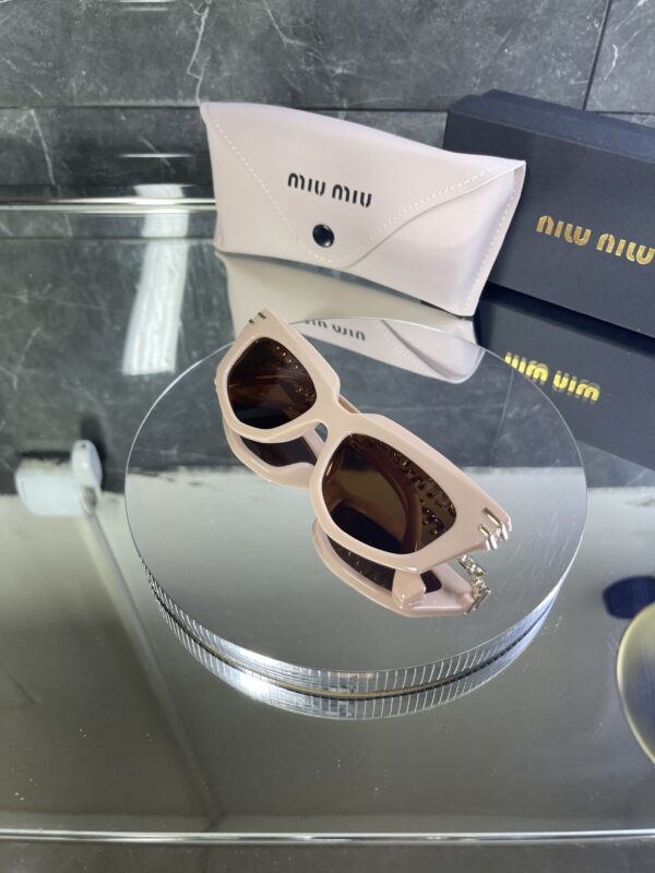 Miu Miu Cat Pudra Çerçeve Kahve cam Gold detay 530