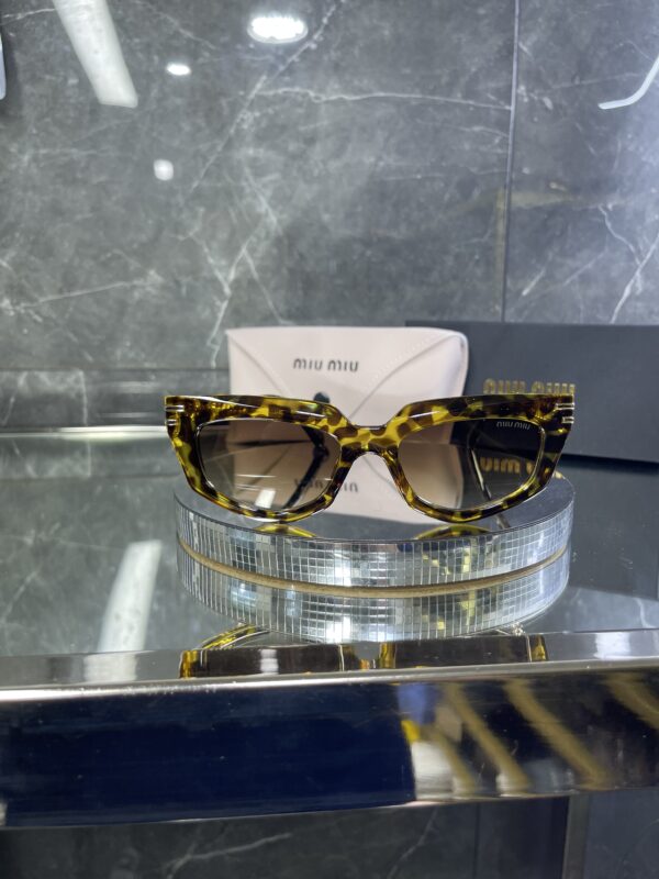 Miu Miu Cat Leopar Çerçeve Kahve cam Gold detay 538