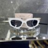 Miu Miu Cat Beyaz Çerçeve Siyah cam Gold detay 528
