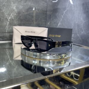 Miu Miu Siyah cam Siyah kemik çerçeve 522