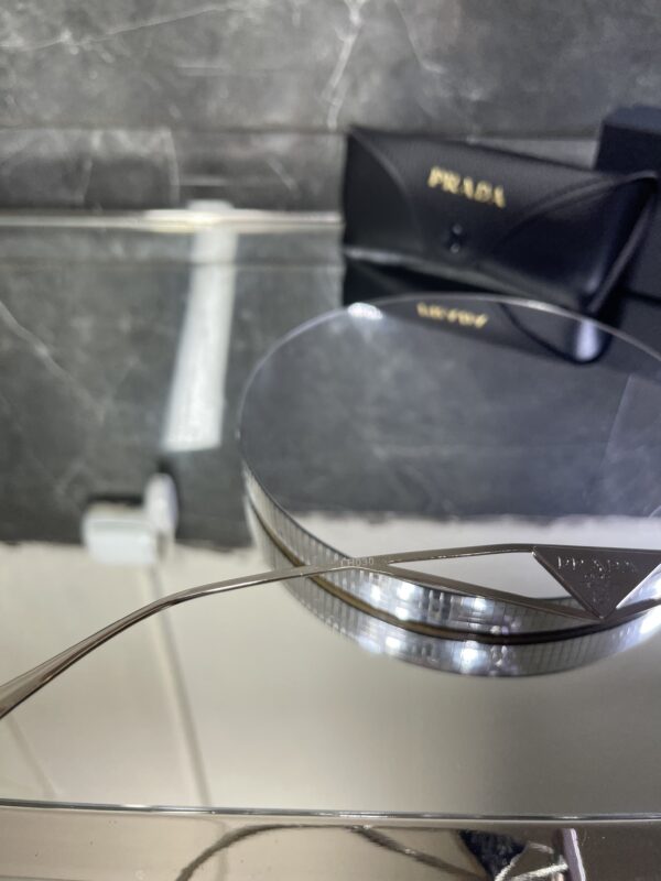Prada Cat Eye Lila çerçeve Lila cam 566