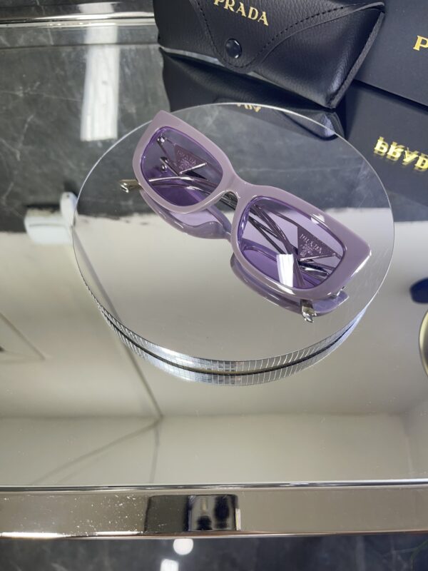 Prada Cat Eye Lila çerçeve Lila cam 566