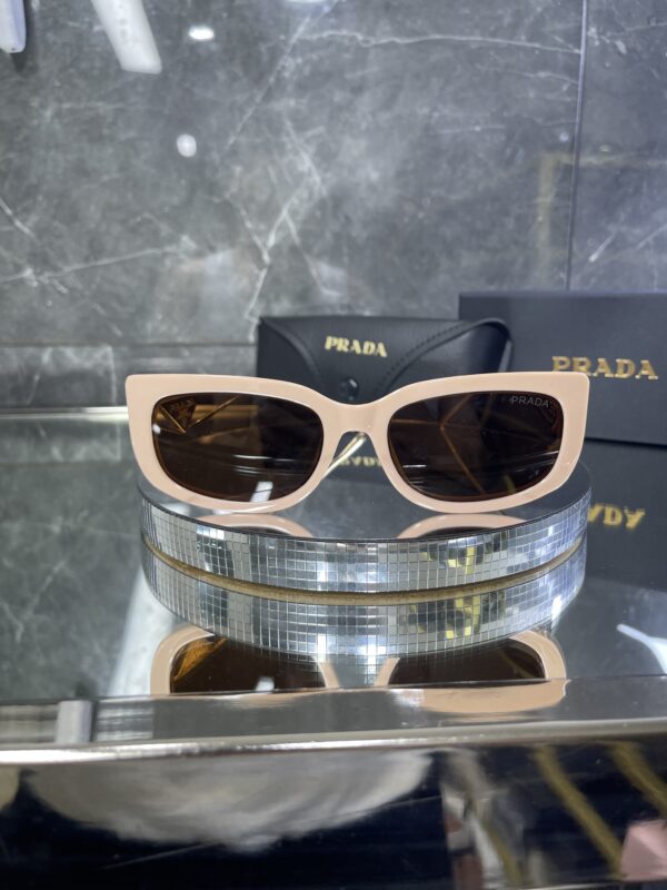 Prada Cat Eye Pudra Çerçeve Kahve cam 565