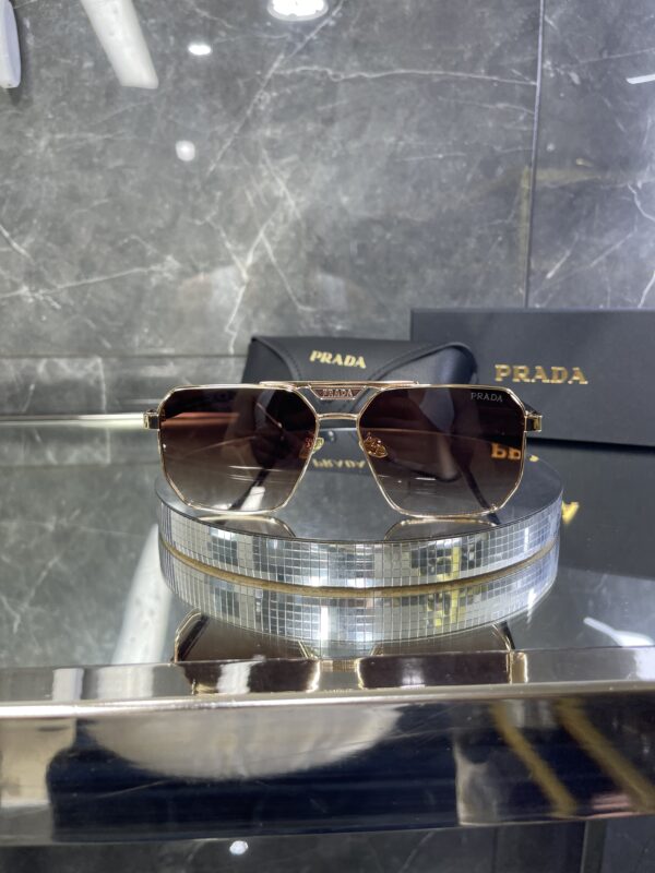 Prada Kare Gold Metal çerçeve Kahve Degrade cam 564