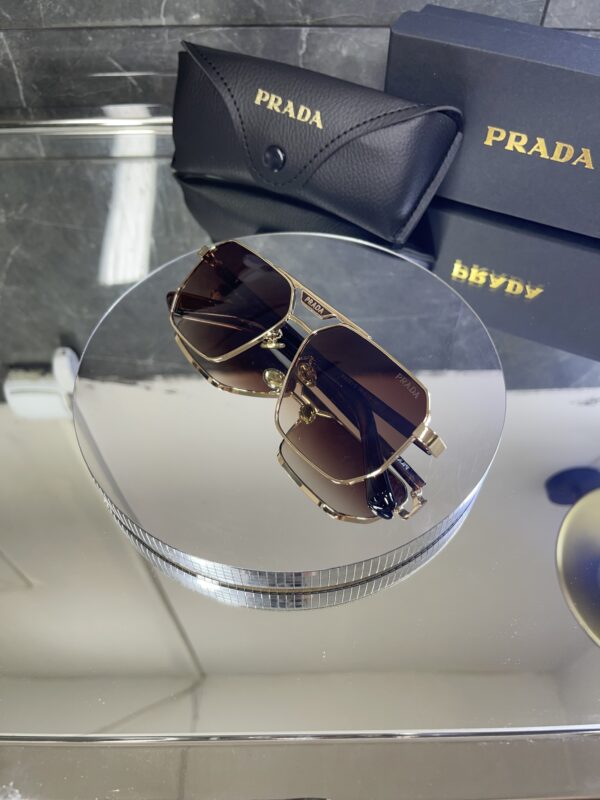 Prada Kare Gold Metal çerçeve Kahve Degrade cam 564