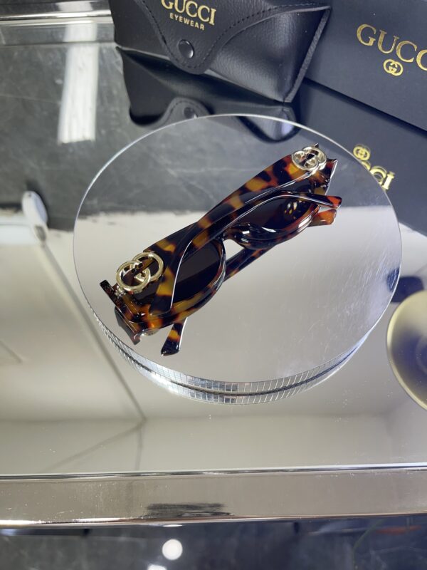 Gucci Oval Leopar çerçeve Kahve cam 558