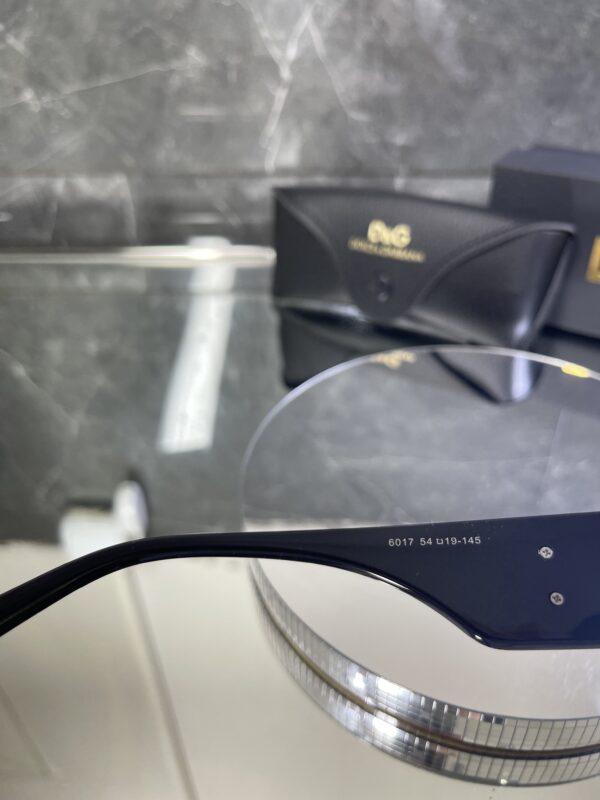 Dolcegabbana Siyah çerçeve DG gold detay 549