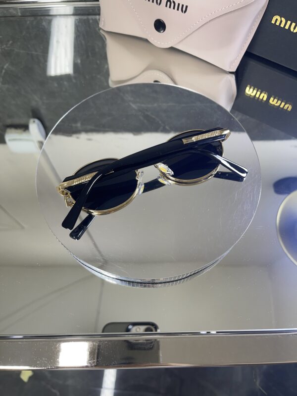 Miu Miu Oval Gold Metal 570