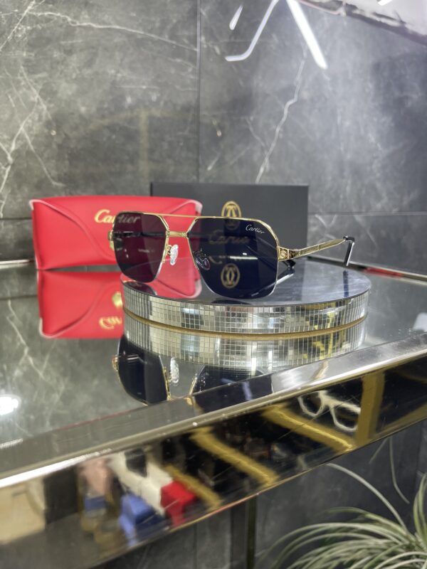 Cartier Gold çerve Siyah cam 587