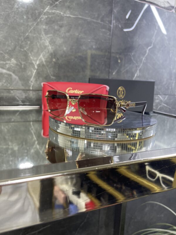 Cartier Ahşap detay Kahve cam 584