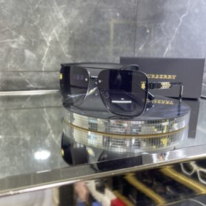 Burberry B Siyah çerçeve siyah cam 582