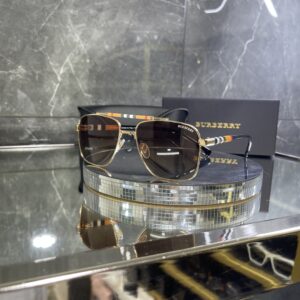 Burberry Ekose Detay Kahve cam 579