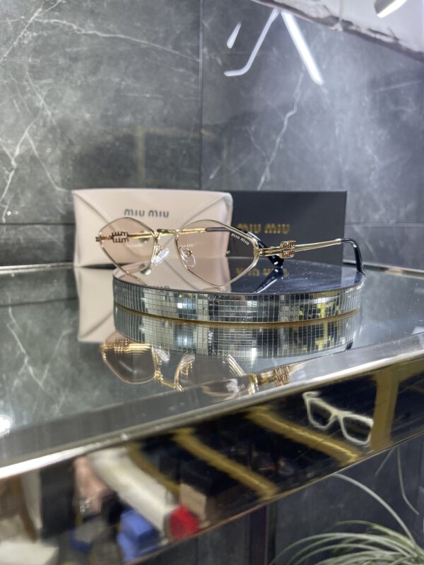 Miu Miu Gold çerçeve Pudra cam 603