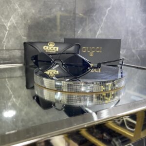 Gucci geometrik metal siyah cam siyah çerçeve 600