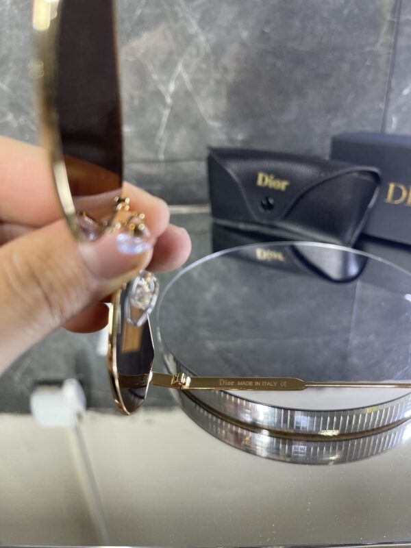 Dior Geometrik Gold çerçeve Kahve cam 615