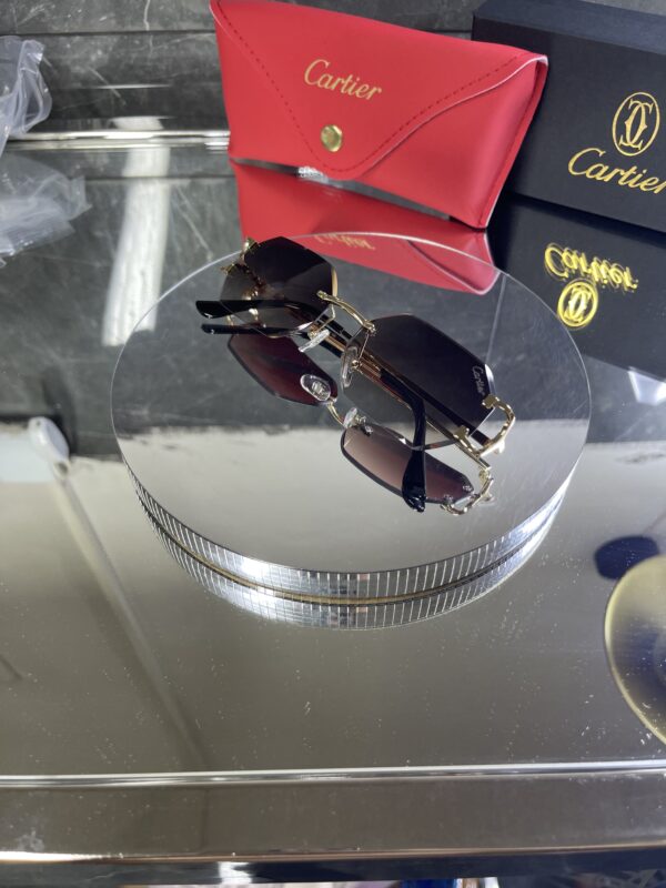 Cartier geometrik siyah degrade cam 612