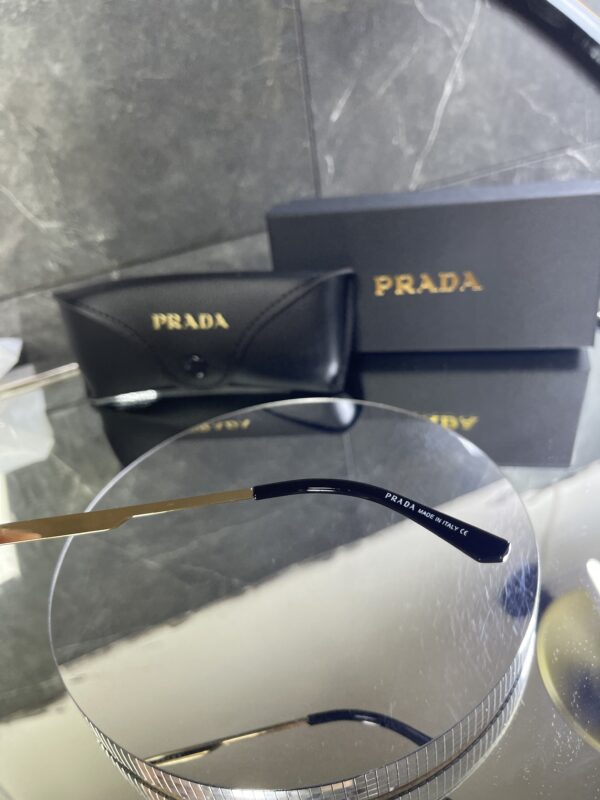 Prada Resse Siyah cam Gold detay 610