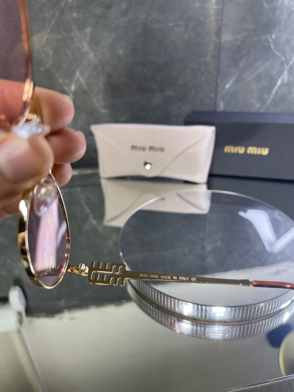 Miu Miu ova metal pembe cam gold çerçeve 617