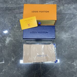 Louisvuitton orjinal kutusu seti