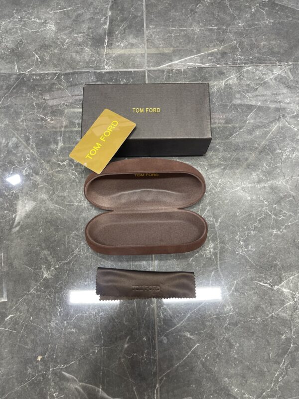 Tomford orjinal gözlük kutusu seti