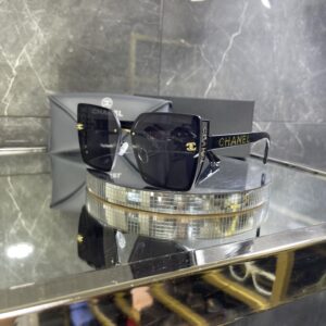 Chanel Siyah Metal çerçeve Siyah cam 622