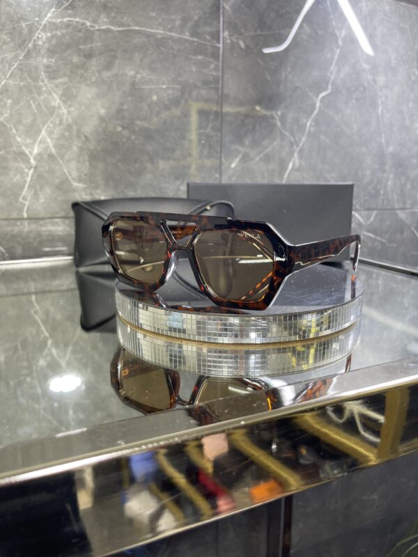 IMG_5379 Vehla leopar kemik çerçeve kahve cam 620