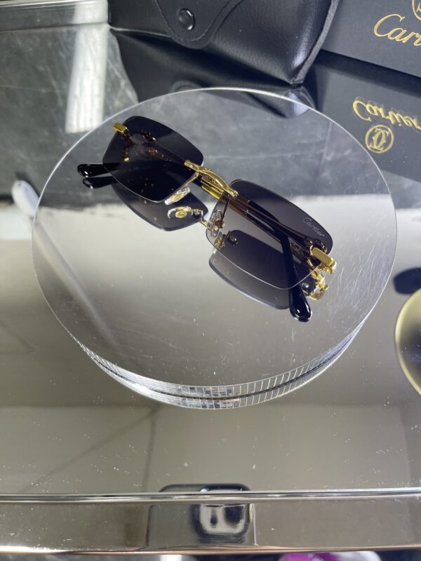 Cartier Gold Detay Siyah cam 627