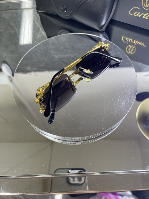 Cartier Gold Detay Siyah cam 627