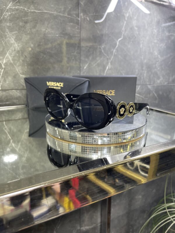 Versace Oval kemik siyah cam 628