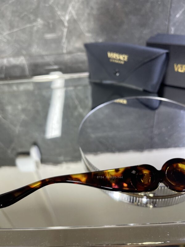 Versace Oval Leopar kemik kahve cam 629