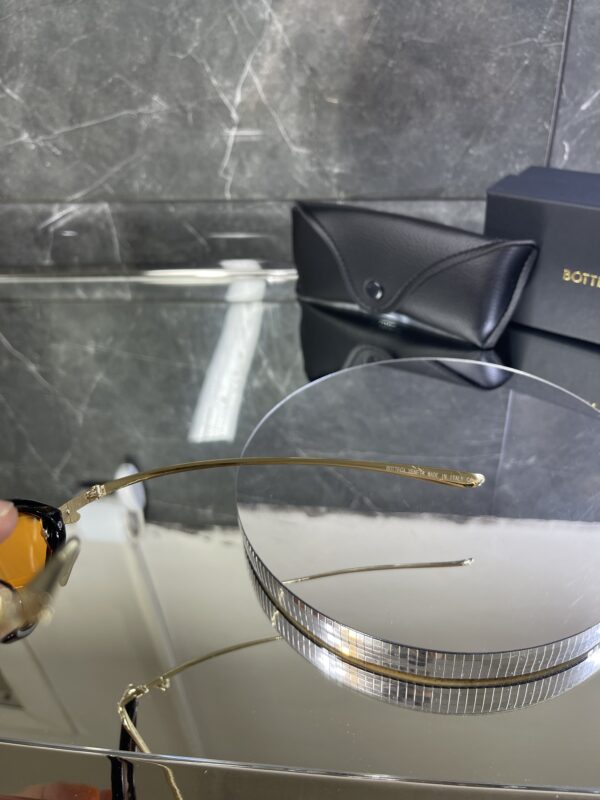 Bottegavenetta Premium Siyah çerçeve Turuncu cam 650