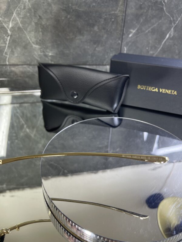 Bottegavenetta Premium Pudra cam Siyah cam 648