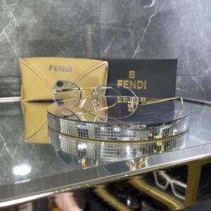 Fendi First Çerçevesiz Çok Renkli cam 644