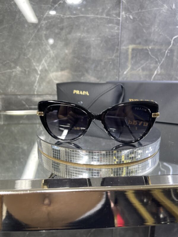Prada Cat eye Siyah cam gold detay 636