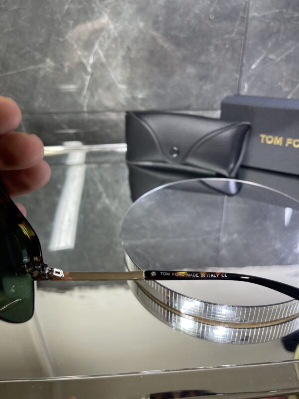 Tomford çerçevesiz yeşil cam 634