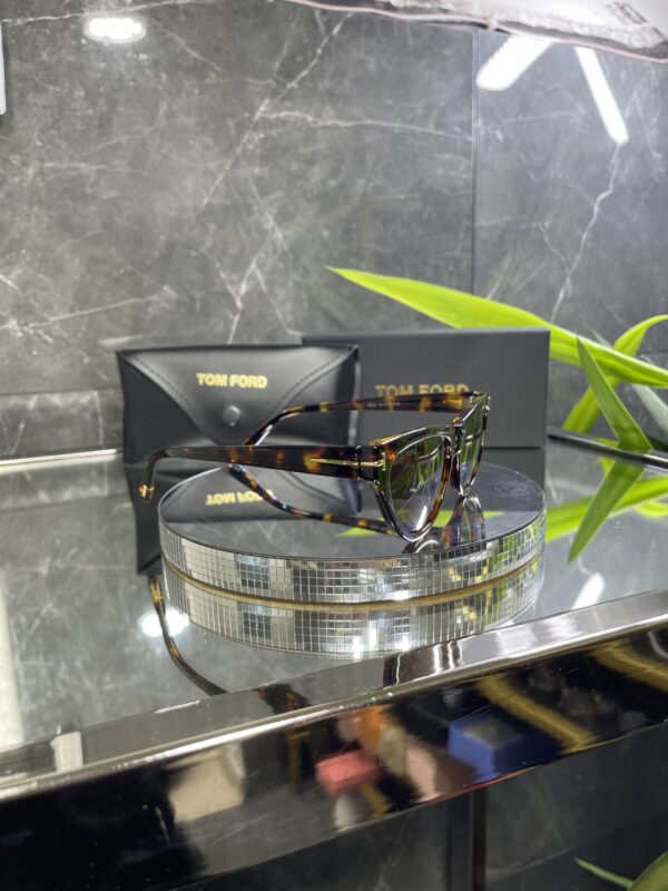 Tomford Cat Eyes Leopar çerçeve kahve cam 661