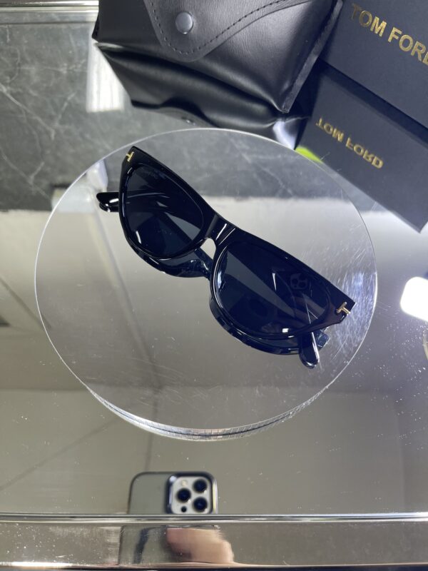 Tomford Cat Eyes Siyah cam 660