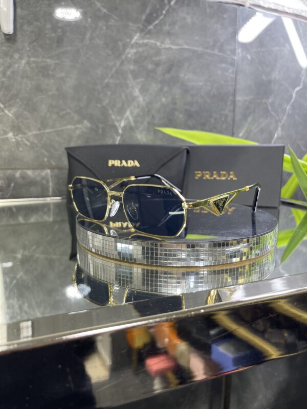 Prada Kare Metal gold çerçeve 653