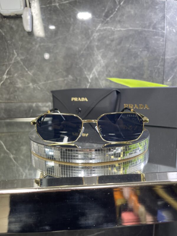 Prada Kare Metal gold çerçeve 653