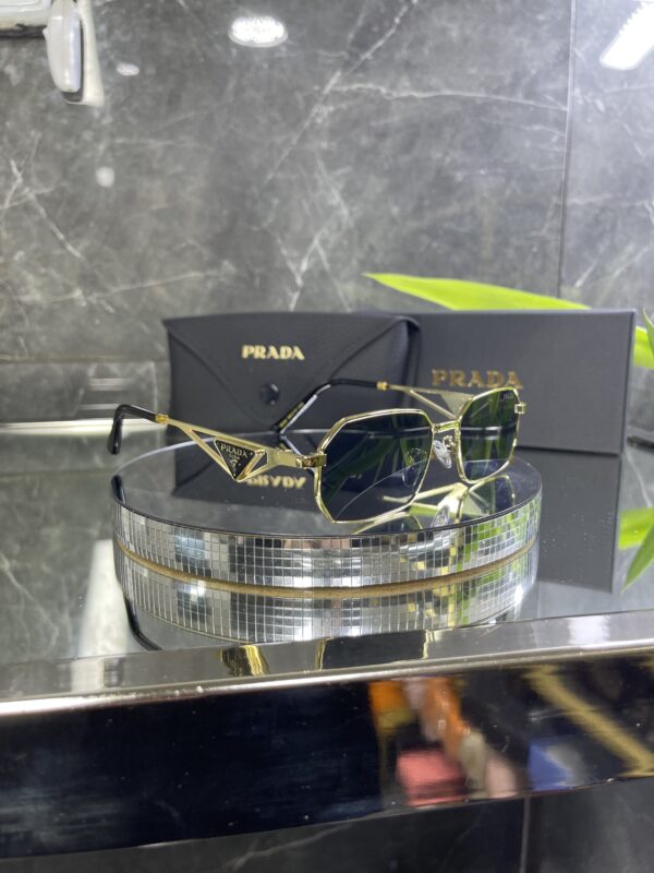 Prada Kare Metal gold çerçeve 653