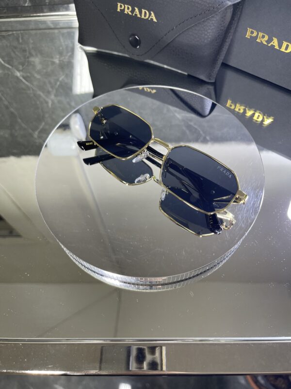 Prada Kare Metal gold çerçeve 653